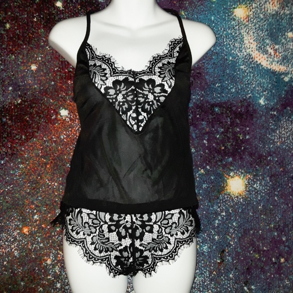 Black Blousy Eyelash Floral Lace Romper Teddy - Picture 4 of 9